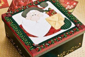 Caixa decorativa de Natal em carton mousse