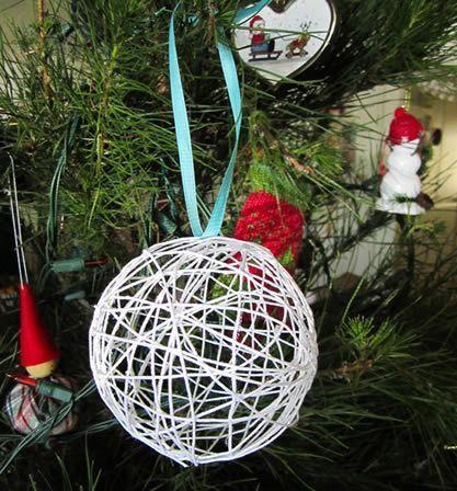 10 Ideias De Bolinha De Natal Feitas Com Material Reciclado - Arteblog